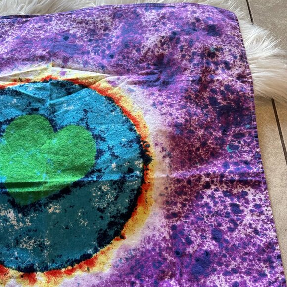 Penzeys Hippie Boho Tie Dye Bandana Wall Art Love Heal the World Cloth Square - Picture 3 of 12